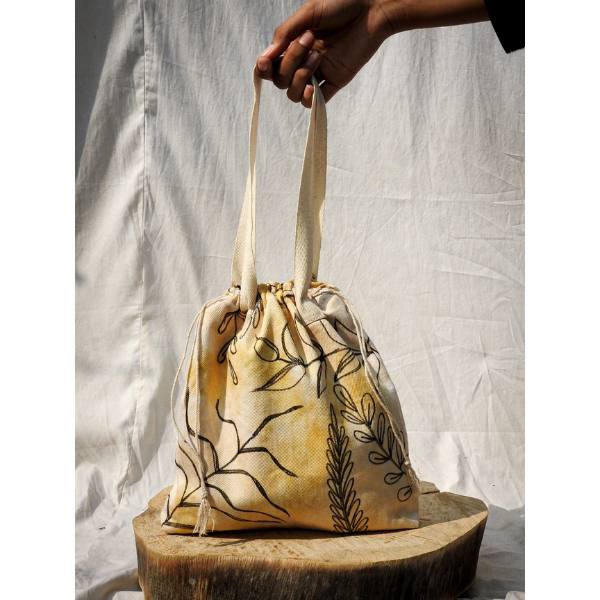 natural and artistic